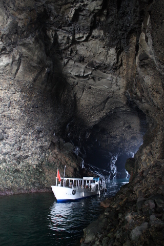 PHOTO 加賀の潜戸#2