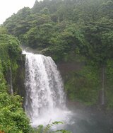 音止めの滝